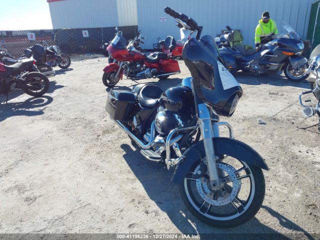 2015 HARLEY-DAVIDSON FLHX 1HD1KBM11FB630022