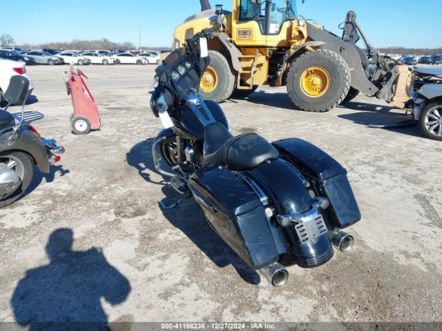 2015 HARLEY-DAVIDSON FLHX 1HD1KBM11FB630022 Photo 2
