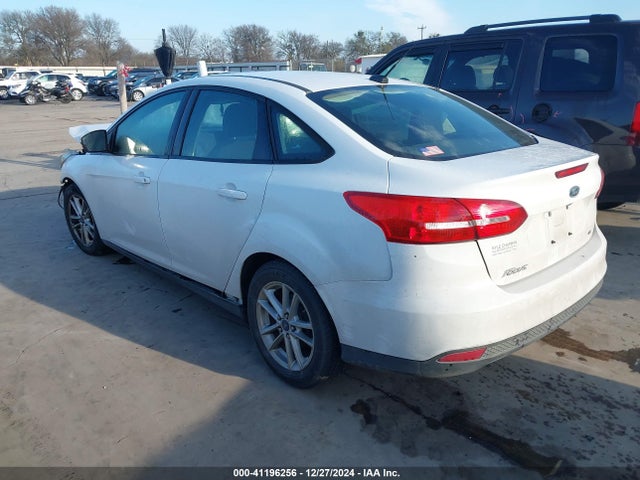 Ford FOCUS SE 2015 1FADP3F21FL269743 Image 3