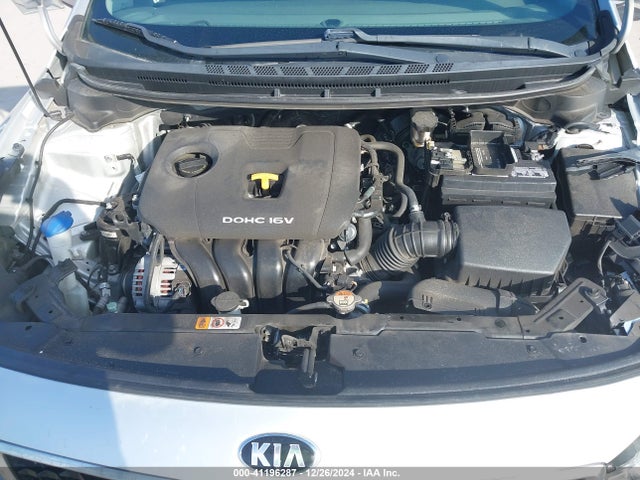 KIA FORTE LX 2018 3KPFL4A73JE197694 Image 10