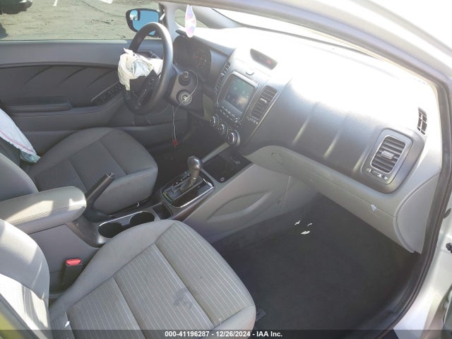 KIA FORTE LX 2018 3KPFL4A73JE197694 Image 5