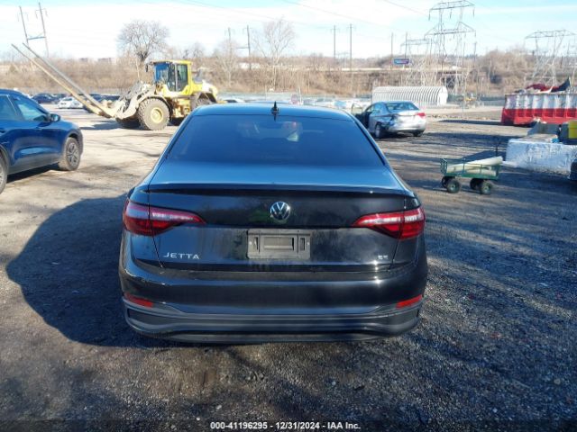 3VW7M7BU2NM010929 Volkswagen 1.5 tsi