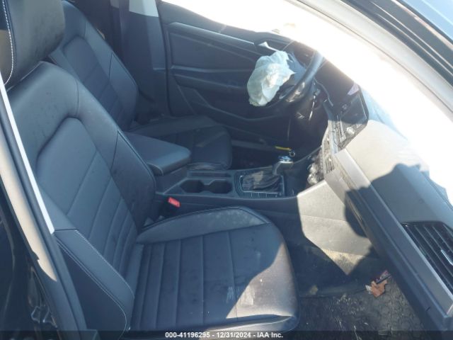 3VW7M7BU2NM010929 Volkswagen 1.5 tsi