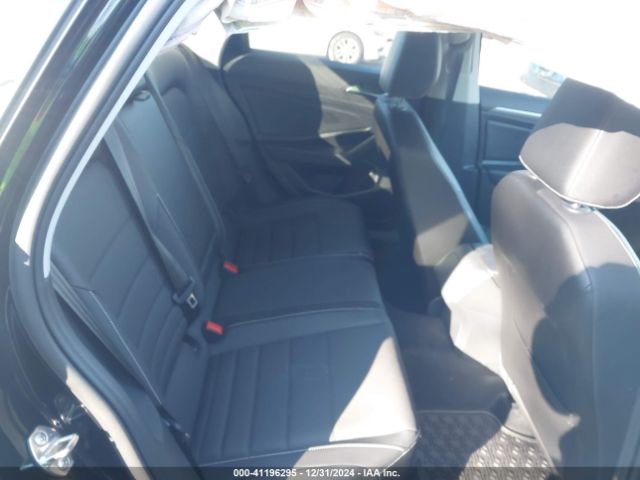 3VW7M7BU2NM010929 Volkswagen 1.5 tsi