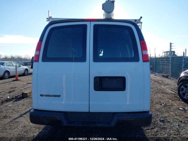 1GCWGAFP6J1174988 Chevrolet Express 2500 Work Van