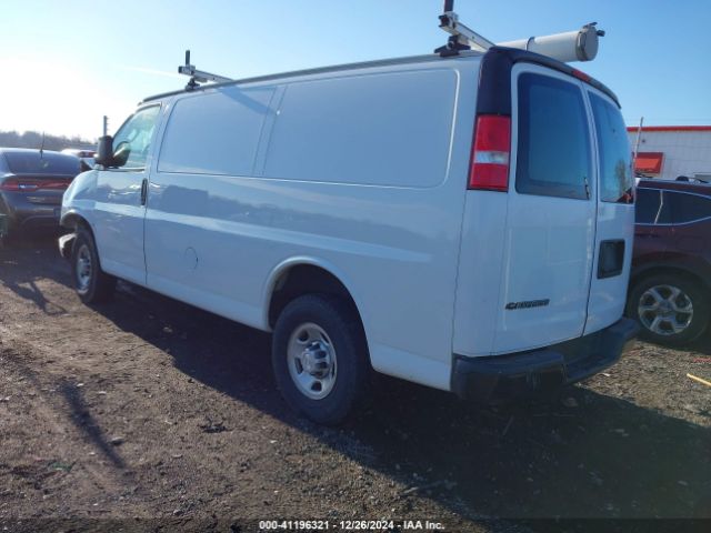 1GCWGAFP6J1174988 Chevrolet Express 2500 Work Van