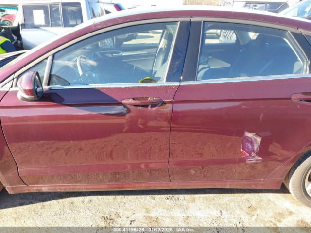 3FA6P0HD5JR228080 Ford FUSION SE