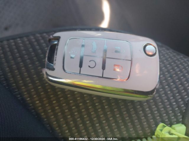 1G11D5SL2FF162661 Chevrolet MALIBU 2LT