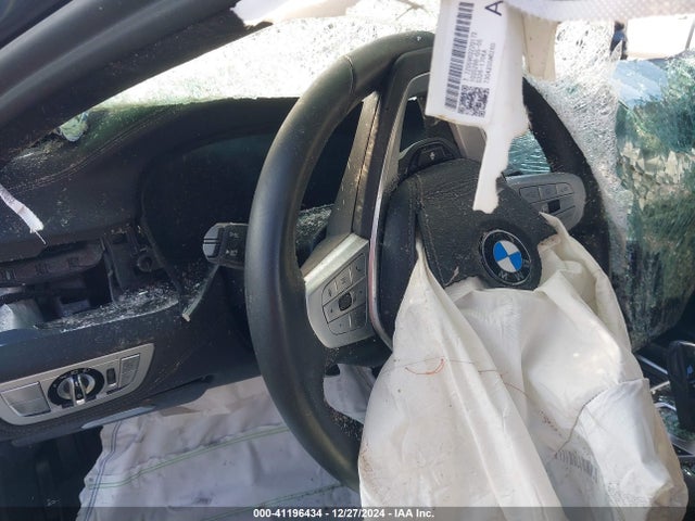 WBA7T2C05LGL17813 BMW 740I