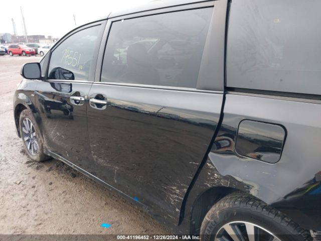 5TDDZ3DCXKS215981 Toyota Sienna Xle 7 Passenger