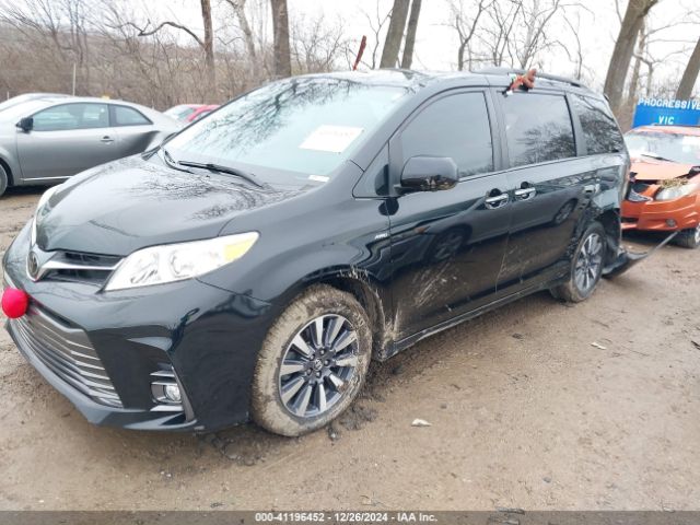 5TDDZ3DCXKS215981 Toyota Sienna Xle 7 Passenger