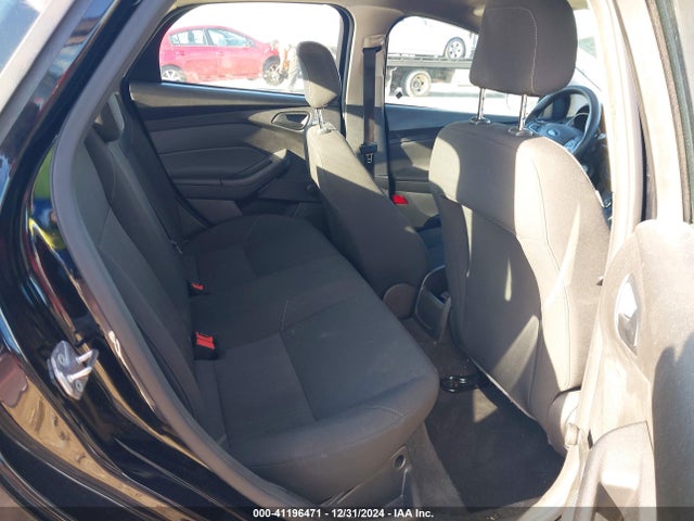 1FADP3E21GL207116 Ford FOCUS S