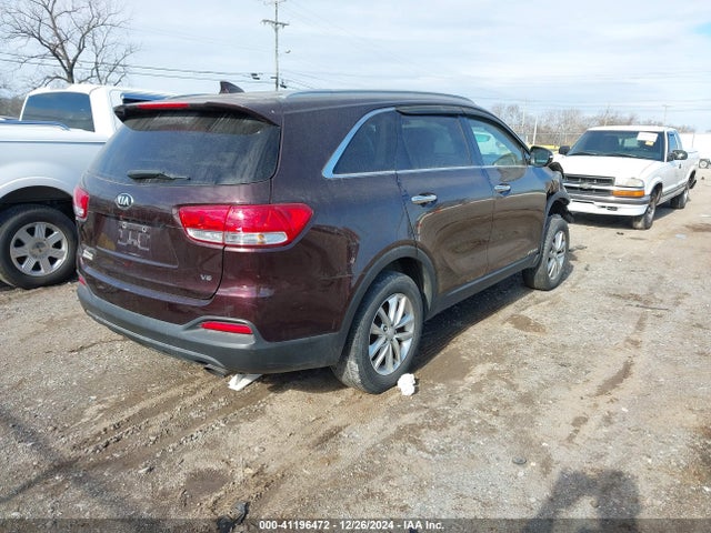 5XYPGDA56GG059604 KIA Sorento 3.3l Lx