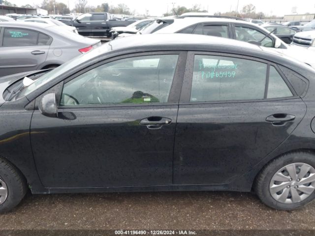 3KPA24AB9KE223136 KIA RIO LX