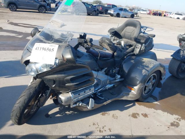 2010 HONDA GL1800 1HFSC47H6AA900440 Photo 1