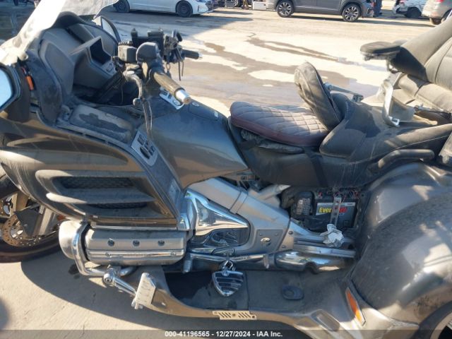 2010 HONDA GL1800 1HFSC47H6AA900440 Photo 8