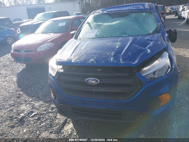 1FMCU0F71HUD19137 Ford ESCAPE S