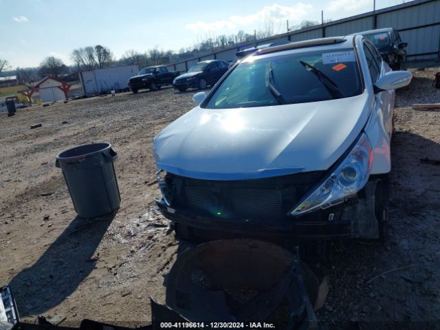 5NPEC4AC3EH877086 Hyundai SONATA SE