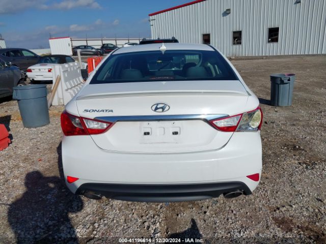 5NPEC4AC3EH877086 Hyundai SONATA SE