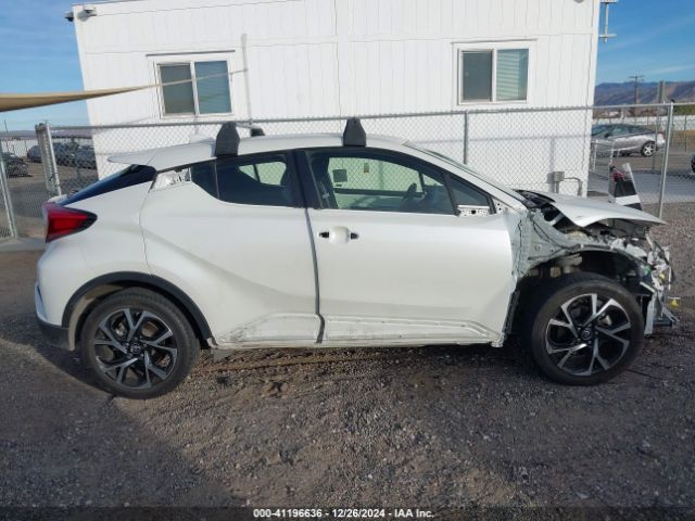 JTNKHMBX8K1038071 Toyota C-HR XLE