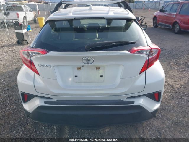 JTNKHMBX8K1038071 Toyota C-HR XLE