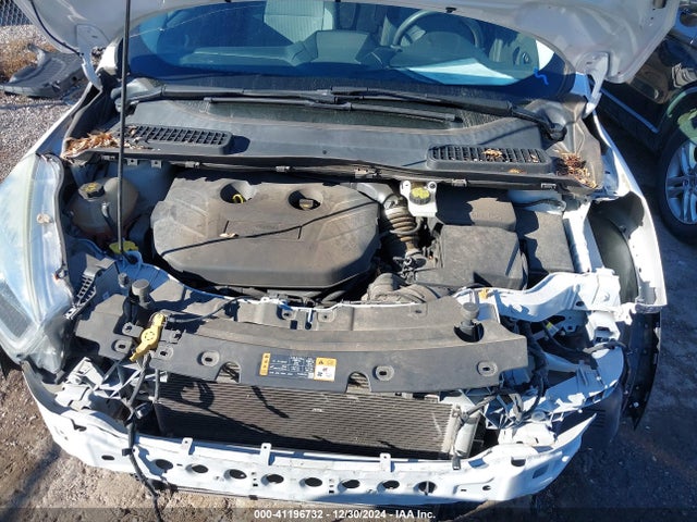 1FMCU9G93HUE86250 Ford ESCAPE SE