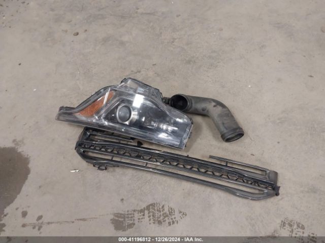 1GKKNVLS4HZ133716 GMC Acadia Slt-1