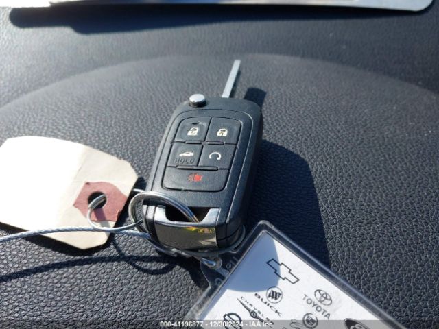 1G11D5SL0FF185601 Chevrolet MALIBU 2LT