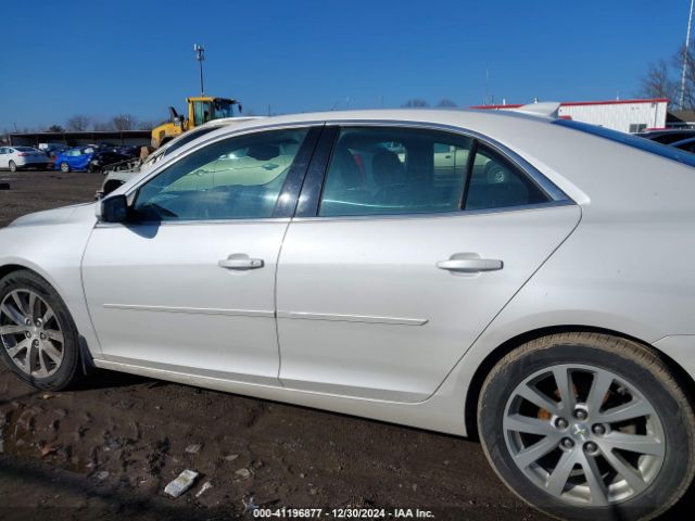 1G11D5SL0FF185601 Chevrolet MALIBU 2LT