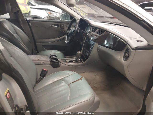 2011 MERCEDES-BENZ CLS 550 WDDDJ7CBXBA170728 Photo 4