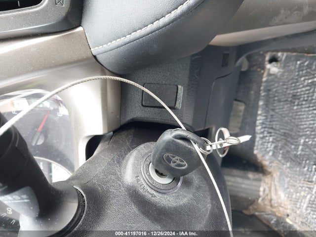 Toyota Rav4 Xle 2015 2T3WFREV8FW191608 Image 11