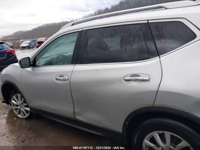 KNMAT2MV9JP540159 Nissan ROGUE SV