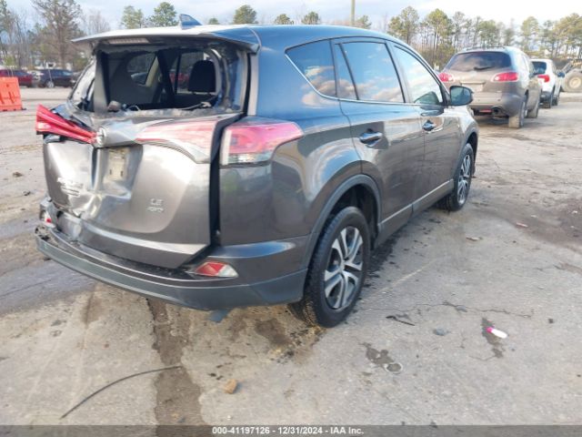 JTMBFREV7JJ748983 Toyota RAV4 LE