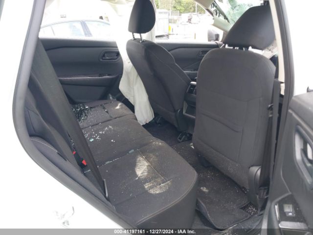 5N1BT3AA3RC677527 Nissan Rogue S Fwd