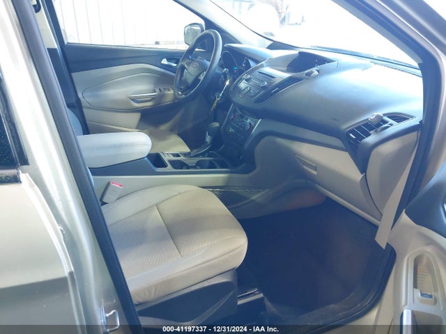 Ford ESCAPE SE 2017 1FMCU9GD0HUA76655 Image 5