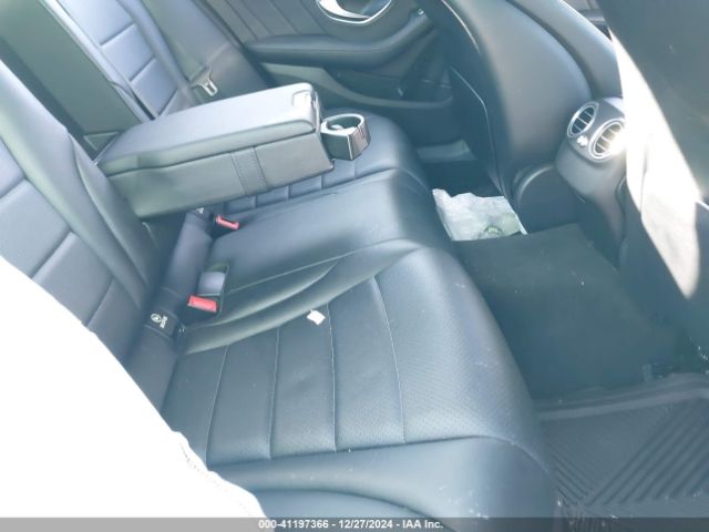 WDDWF4KB1GR142724 Mercedes-Benz C 300 4matic/luxury 4matic/sport 4matic