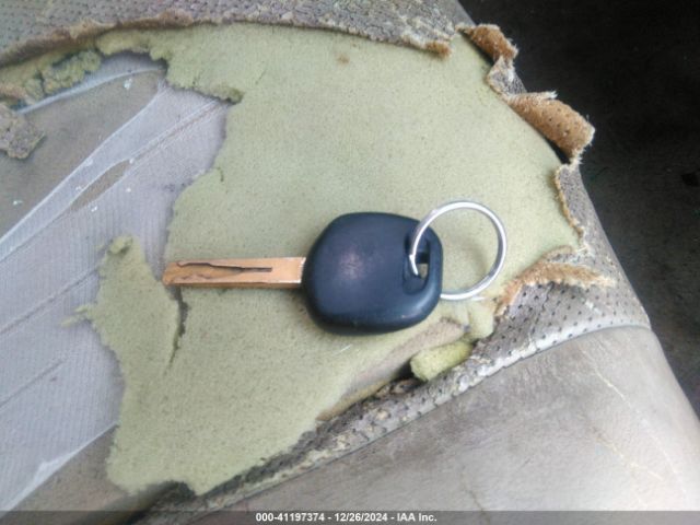 2005 LEXUS IS 300 JTHBD192250097554 Photo 10