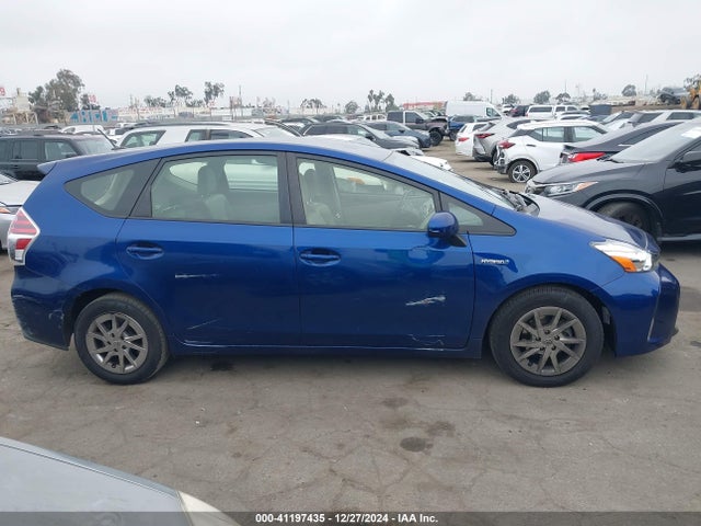 Toyota Prius V Four 2015 JTDZN3EU8FJ040397 Image 13