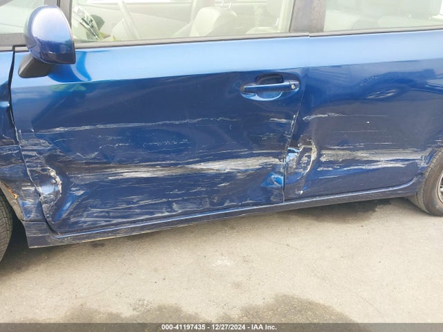 Toyota Prius V Four 2015 JTDZN3EU8FJ040397 Image 6