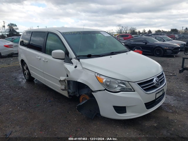 41197453 :رقم المزاد ، 2V8HW34169R554575 vin ، 2009 Volkswagen Routan Se مزاد بيع