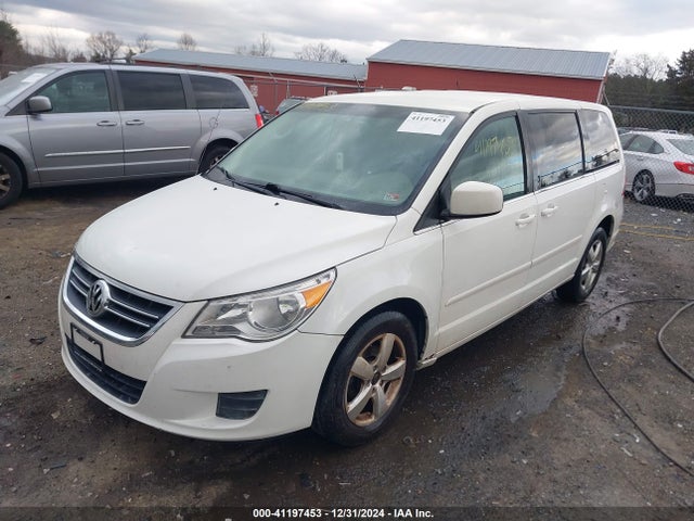 41197453 :رقم المزاد ، 2V8HW34169R554575 vin ، 2009 Volkswagen Routan Se مزاد بيع