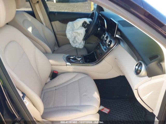 WDC0G4KBXKF637134 Mercedes-Benz Glc 300 4matic