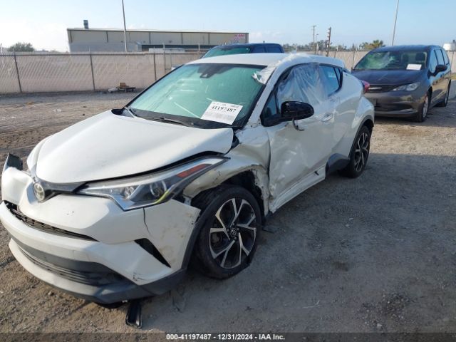NMTKHMBX3JR017262 Toyota C-HR XLE