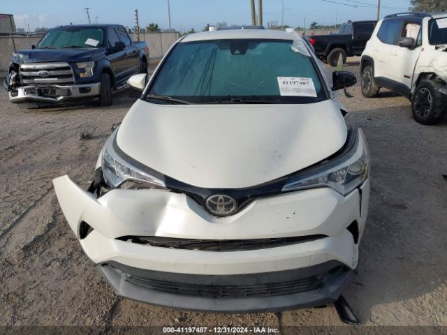 NMTKHMBX3JR017262 Toyota C-HR XLE