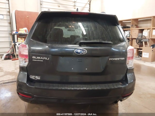 Subaru Forester 2.5i Premium 2018 JF2SJAGC1JH522751 Image 16