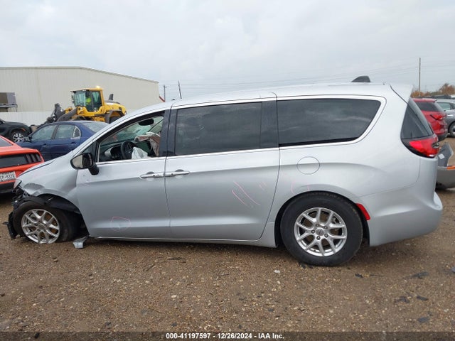 Chrysler Pacifica Touring L 2023 2C4RC1BG1PR571785 Image 14