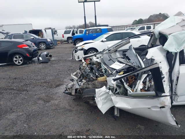 1G1JC6SH7F4174482 Chevrolet Sonic Lt Auto