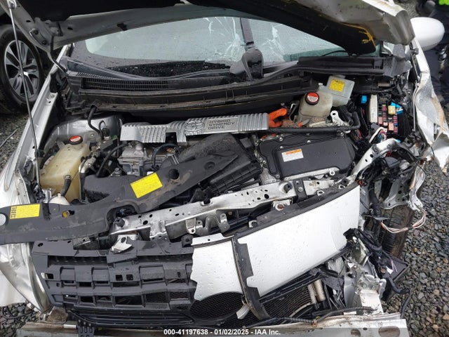 JTDKN3DU9E0379970 Toyota Prius Two