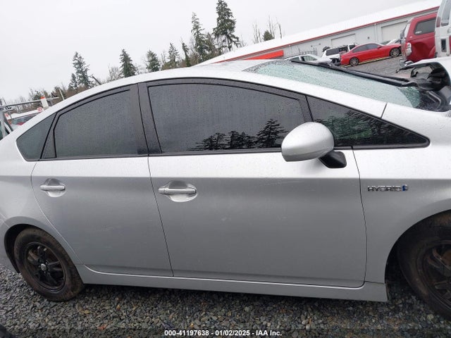 JTDKN3DU9E0379970 Toyota Prius Two