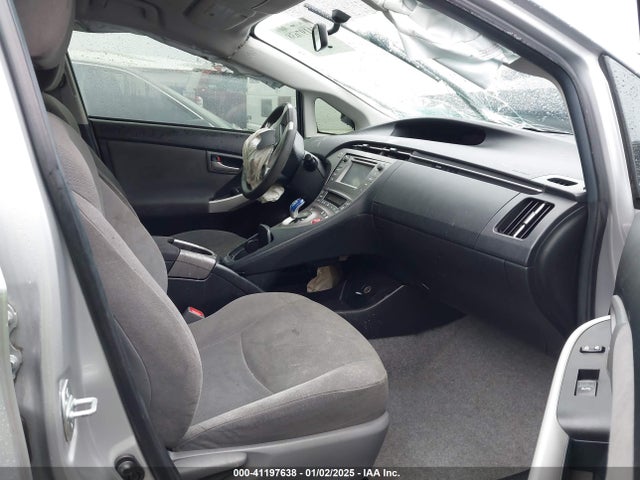 JTDKN3DU9E0379970 Toyota Prius Two